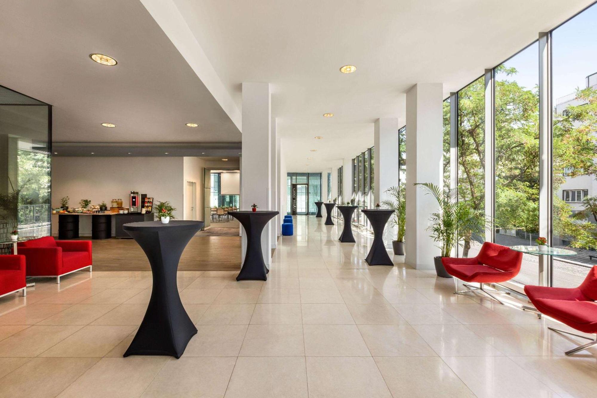 Vienna House By Wyndham Andel'S Prague Hotel Exterior photo