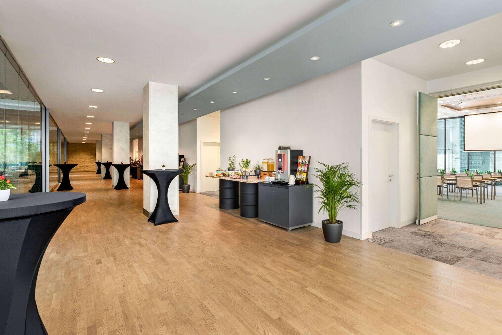 Vienna House By Wyndham Andel'S Prague Hotel Exterior photo