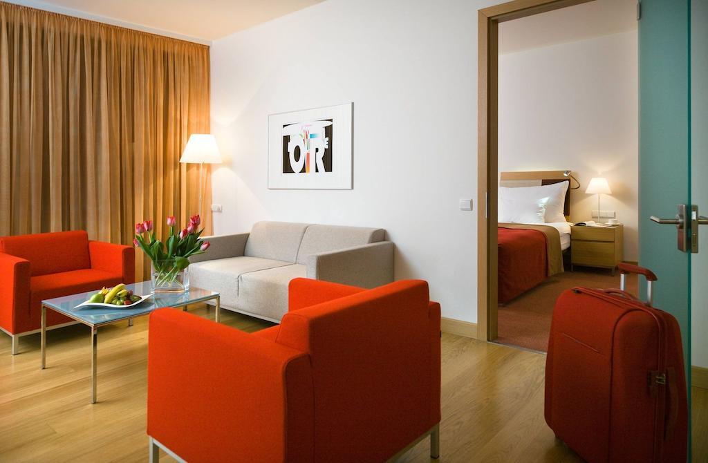 Vienna House By Wyndham Andel'S Prague Hotel Room photo